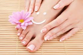 Soin Des Pieds Gommage Au Citron Blanchir Les Ongles Comment Blanchir Ses Ongles Soin Des Pieds