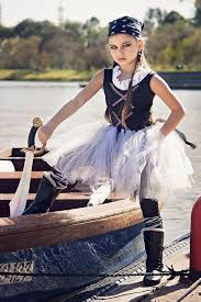 Diese verkleidung könnt ihr ganz einfach selber basteln. Girls Pirate Tutu Halloween Pirate Costume Girls Pirate Costume Girls Dress Up Tutu Costume Pirate Tutu Dress Birthday Costume Tutu Set Faschingskostume Madchen Piratenkostum Madchen Madchen Piraten