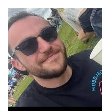 How to buy tickets online safely from Ticketmaster without getting scammed?