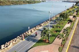 Lázaro cárdenas is located in the southern part of the mexican state of michoacán. Puerto Lazaro Cardenas Promueve Uso De Las Apibicis En El Malecon De La Cultura Y Las Artes