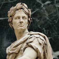 الولادة القيصرية لماذا سميت بهذا الاسم statue greek statue julius caesar