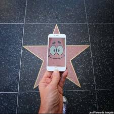 Fun Creative Photos Fuse Movie And Pop Culture Characters With Real Life Creative Photos Patrick Star Movie Scenes