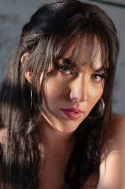 Todos los detalles del primer sencillo de Almendra Perdiz