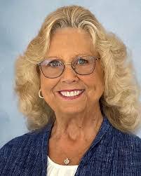 Michelle Hansel's Instagram, Twitter & Facebook