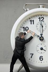 A que hora anochece en españa. Cambio De Hora De Este Sabado Como Nos Afectara Estar En Cuarentena La Tercera