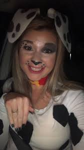 Linda Myre's Instagram, Twitter & Facebook