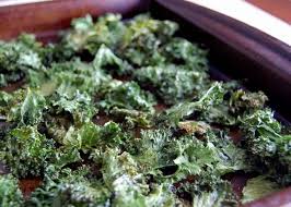 How To Make Quick Easy Kale Chips Recipe Healthy Paleo Snacks Kale Chip Recipes Paleo Snacks