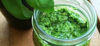 Zucchini Pesto Mit Sonnenblumenkernen So Geht S Utopia De Rezept Veganes Pesto Basilikum Pesto Pesto Rezept