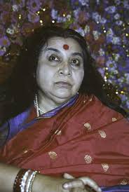 Clouds gather in the sky, while thoughts linger in the corners of the mind  🫶♥️