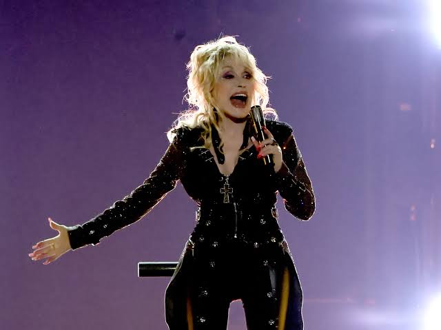Dolly Parton's funeral to be 'private.' What we know