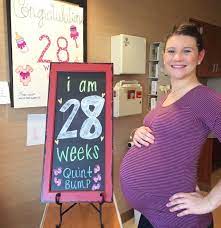 Quint Bump Poppin At 28 Weeks 28 Weeks Pregnant Belly 26 Weeks Pregnant Belly 28 Weeks Pregnant