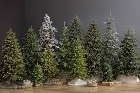 Guide To Choosing An Artificial Christmas Tree Balsam Hill