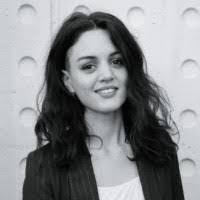 Laura Gaman's Instagram, Twitter & Facebook