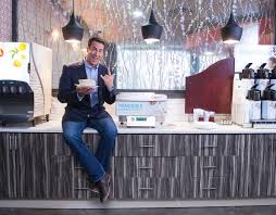 Holiday Inn Express Brand Hires Comedian Rob Riggle As Creative Director And Breakfast Excellence Honcho Holiday Inn Comedians Creative Director