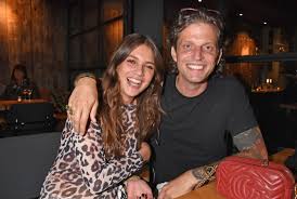 Nun ist einer seiner macher tot. Tot Mit 34 Berlins Junger Uber Dandy Mode Blogger Dj Carl Jakob Haupt