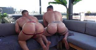 Asses for days - ThisVid.com