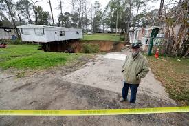 sinkhole opens at florida mobile home