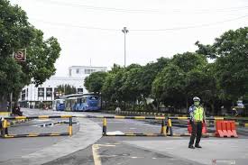 Pemberlakuan pembatasan kegiatan masyarakat (ppkm) berbasis mikro kembali diperpanjang gubernur dki jakarta anies baswedan hingga 31 mei 2021. Ppkm Remains Ineffective As Jakarta Struggles To Handle Family Clusters Netral News