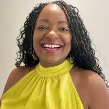 Congratulations to USF's 2025 Distinguished Alumni Award recipients! Arts &  Sciences: Mary Kay Blake '70; Business: Ian Vanderwoude '11, '22;  Education: Dr. Saundra Russell-Smith '18; Nursing: Elizabeth Davidson '76,  DNP, RN; Rising