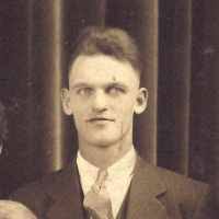 Floyd Allison Robertson (1909–1996)