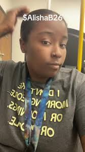Alisha Bryant (@_alishab)