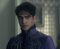 Netflix recently revealed the main cast for shadow and bone. Vsdklns Yzbepm
