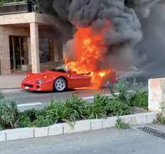 A post on the ferrari owners club nl facebook group drew attention to the f40's current, severely burned condition. Ferrari F40 Fire Vintage Ferrari Burns To Ground In Monaco