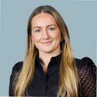 Sara Oien's Instagram, Twitter & Facebook