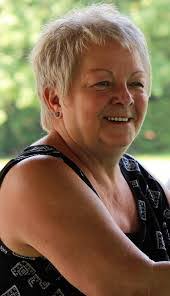 Georgia Teague's Instagram, Twitter & Facebook