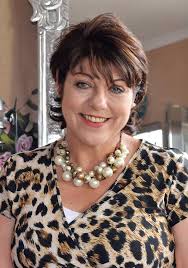 CAROL, 51: HR MANAGER