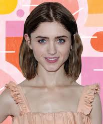 Natalia Dyer Stranger Things Blonde Hair Bangs