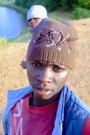 Curb your enthusiasm kids, you haven't heard what uncle Rodney had to say  about Queen: "Queen se lirieke wissel van die onaanhaalbare seksuele  verlokking van 'Get Down, Make Love', tot die godslasterlike