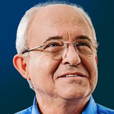 Minha família! Obrigado meu Deus por me permitir mais essa graça!  @mdudacosta_ @lidianeccampos @eduardolsachetti @drisachetti @astridsachetti  e meus genros e netos 🙏 #lidianeeadiltonsachetti #paz #familia