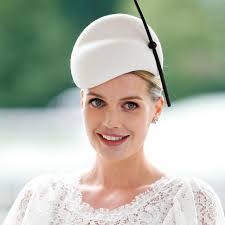 Gwen Casper's Instagram, Twitter & Facebook