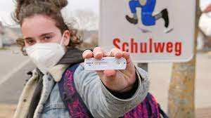 Ist Corona Auch Fur Kinder Und Jugendliche Gefahrlich
