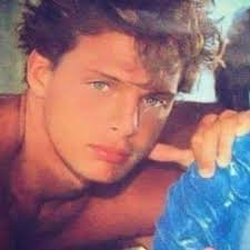 #… | luis miguel joven, imagenes de luis miguel, luis miguel la incondicional. Part 2 Que Guapo Luis Miguel Luismiguel Luis Miguel