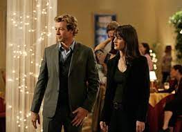 Un mentaliste utilise ses extraordinaires dons d'observation pour résoudre des crimes en tant que consultant travaillant aux côtés de la police. The Mentalist Season 2 Episode 10 Tv Fanatic