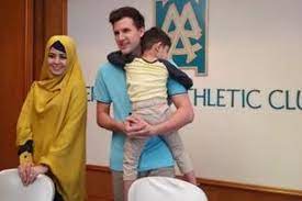 Stuart collin menuding dipersulit risty tagor menemui putranya. Kata Risty Tagor Mulut Anaknya Dikasih Sambel Oleh Stuart Collin