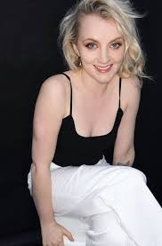 Her acting career began in 2007 when she competed in an open audition against nearly 15,000 girls, and won the coveted role of luna lovegood in the harry potter movie franchise. Pin On Evanna Lynch