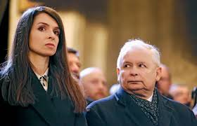 Join facebook to connect with marta kaczyńska and others you may know. Pierwsza Dama Marta Kaczynska Zgrzyt W Rodzinie Polityka Pl