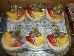 Pin By Fouzia Fouzia On سفرة وعزائم Desserts Fruit Desserts Food And Drink