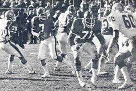 Jun 19, 2021 · denver broncos quarterback drew lock (3) runs a drill during an nfl ota at the team's headquarters may 24, 2021, in englewood. Image Gallery Of Craig Morton Nfl Past Players