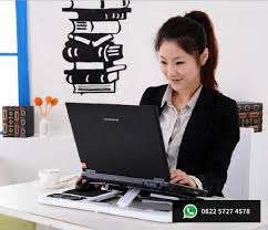 Pilih notebook kualitas bagus jangan sampai salah beli laptop. Model Meja Laptop Display Portable Ringan Kuat Dan Berkualitas