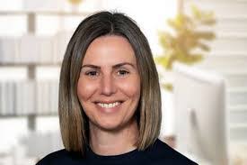 Ana Avelar's Instagram, Twitter & Facebook