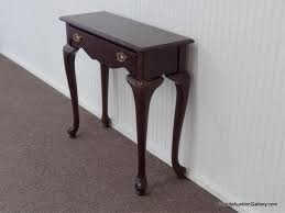 Lot 102 Mahogany Hall Or Entry Table By Bombay Company Entry Table Table Mahogany
