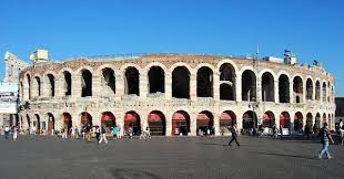 Il più grande teatro lirico all'aperto del mondo. Visita All Arena Di Verona Orari Prezzi E Consigli