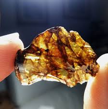 Above, piece of the fukang meteorite on display at the natural history museum, vienna. Fukang Meteorite Olivine China 2 9 G Catawiki