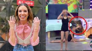 De hecho en esta ocasión fue andrea escalona quien provocó revuelo cuando al lado de pablo montero ejecutó una coreografía de swing. Andrea Escalona Sufre Caida En Pleno Programa Hoy En Vivo
