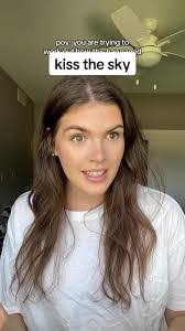 Rose Connors's Instagram, Twitter & Facebook