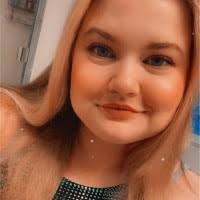 Zoe Dotson's Instagram, Twitter & Facebook